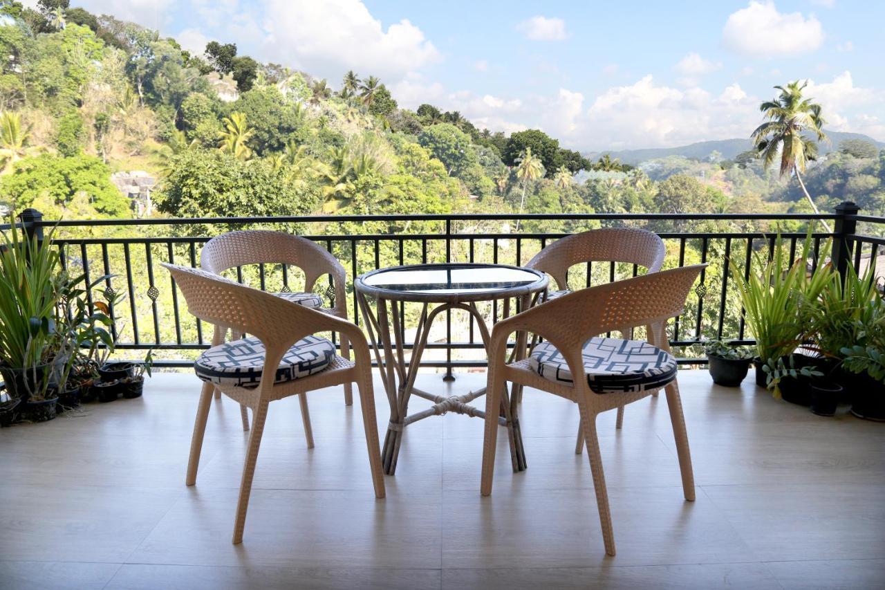 Chathu Holiday Home Kandy Kültér fotó
